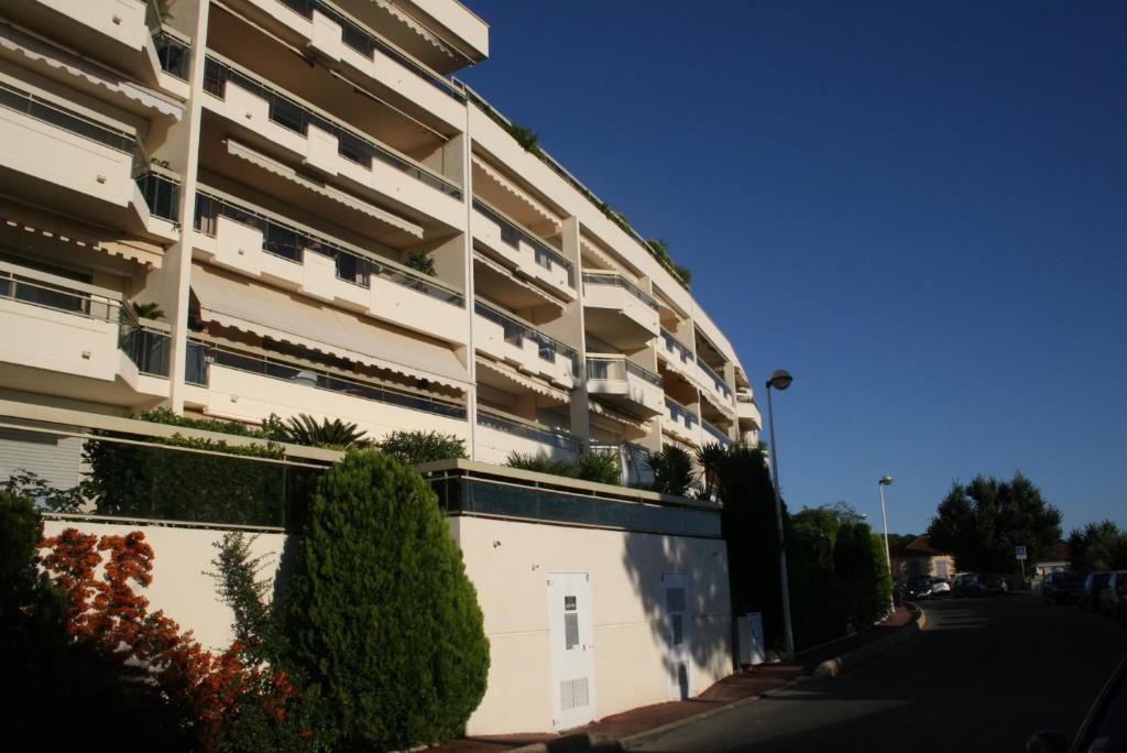 Cannes Golf Apartment Мужен Номер фото